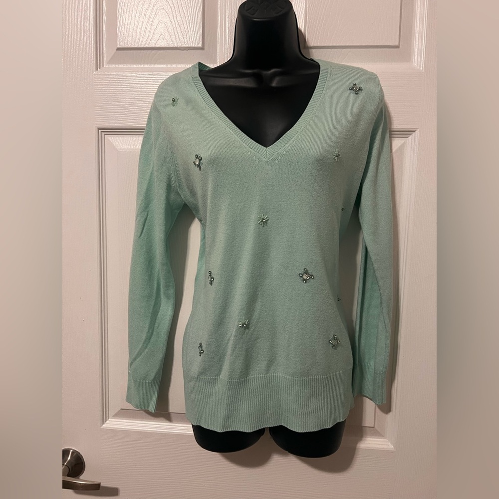 New York & Company Light Green V-Neck Sweater with Embellishments